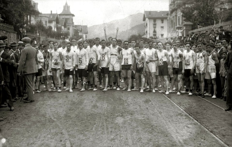 Carrera de cross en Tolosa (1 de 16) - Fondo Car-Kutxa Fototeka