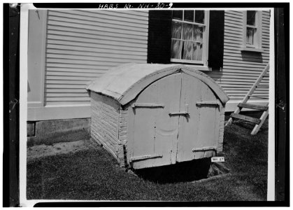 CELLAR BULKHEAD (REAR ELEVATION) - Wheeler House, Orford Street, Orford, Grafton County, NH HABS NH,5-ORF,3-9