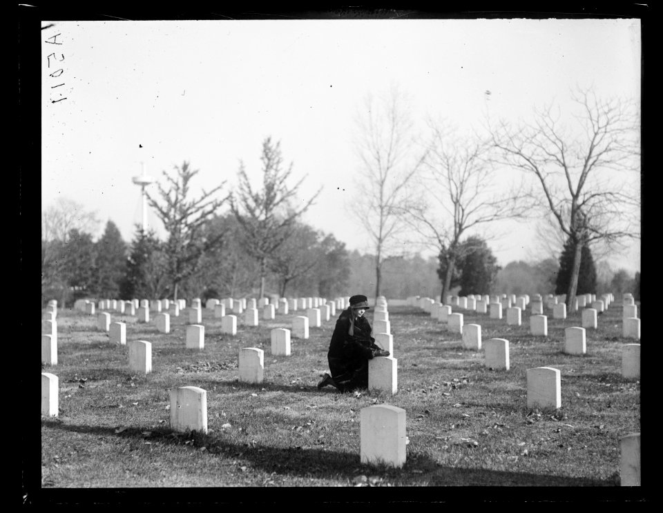 Cemetery LCCN2016891814