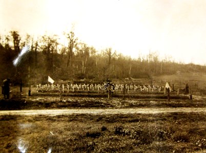 Cemetery No. 66, G.R.S., established by Grave Registration Service Unit 303, 1918 (28327630815) photo