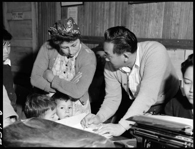 Centerville, California. Scene in the Japanese American Citizens League local office. This office . . . - NARA - 537775