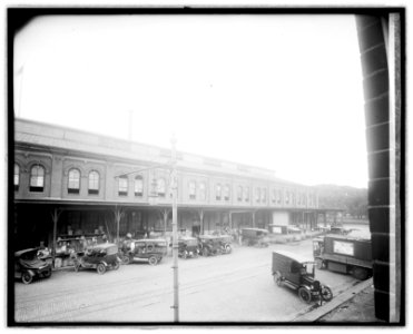 Center Mkt., 9 St. wing, (Washington, D.C.) LCCN2016852074 photo