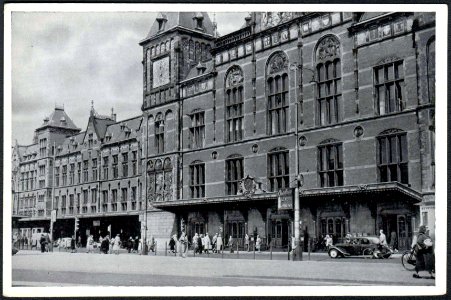 Centraal Station - Amsterdam photo