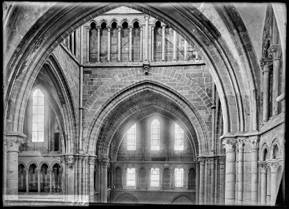 CH-NB - Lausanne, Cathédrale protestante Notre-Dame, vue partielle intérieure - Collection Max van Berchem - EAD-7305