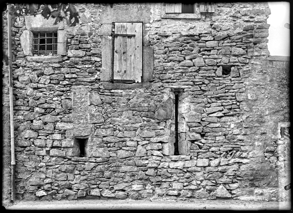 CH-NB - La Tour-de-Peilz, Remparts, vue partielle - Collection Max van Berchem - EAD-7550