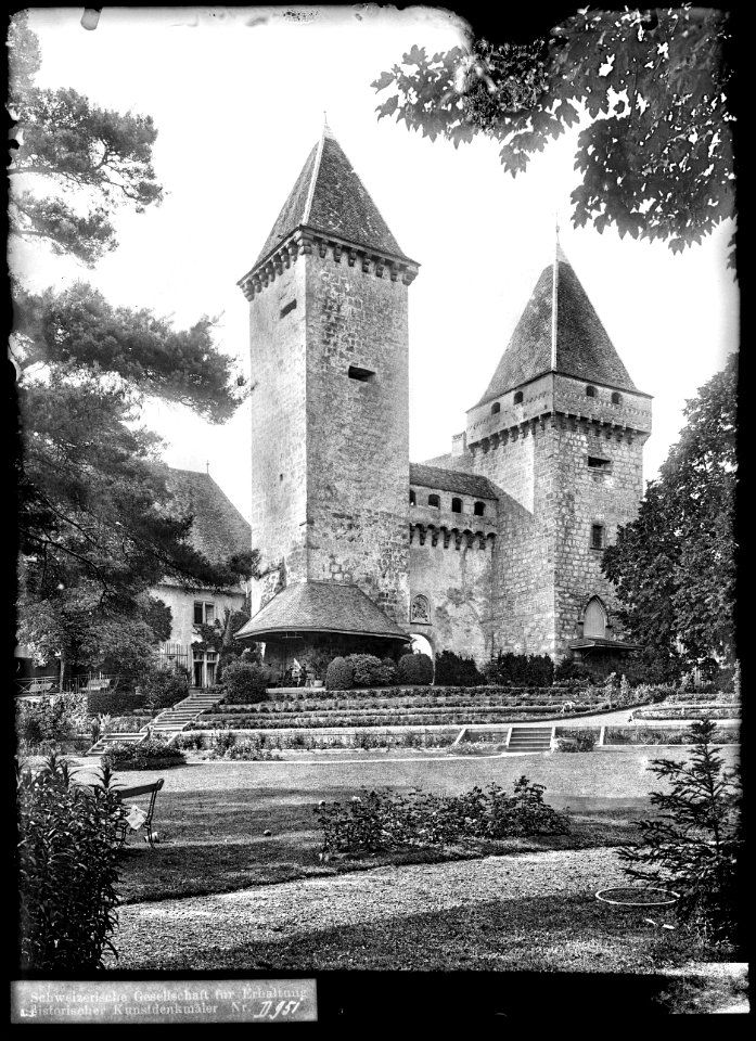 CH-NB - La Sarraz, Château, vue partielle - Collection Max van Berchem - EAD-7541