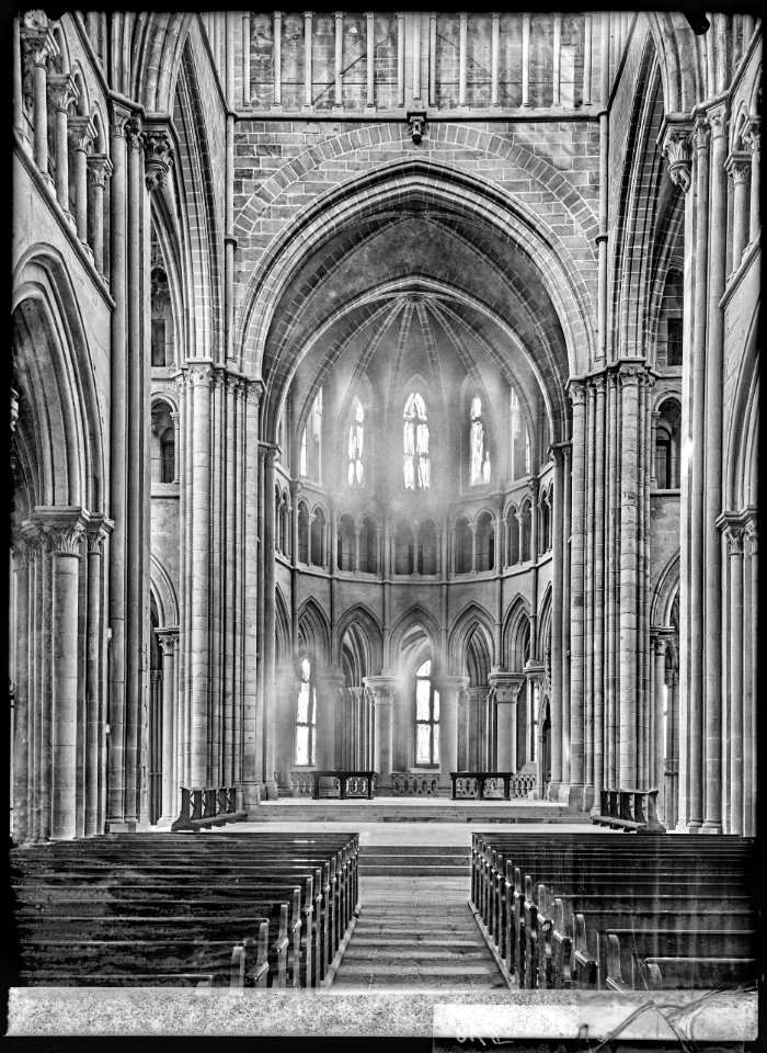 CH-NB - Lausanne, Cathédrale protestante Notre-Dame, vue partielle intérieure - Collection Max van Berchem - EAD-7299