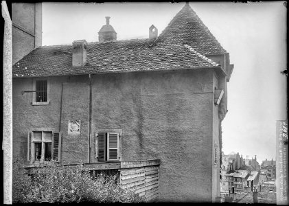 CH-NB - Lausanne, Ancien évêché, vue partielle extérieure - Collection Max van Berchem - EAD-7271