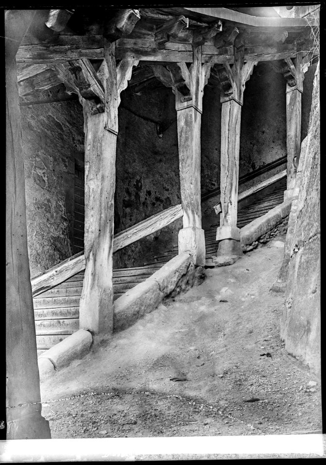 CH-NB - Lausanne, Escaliers du Marché, vue partielle - Collection Max van Berchem - EAD-7273