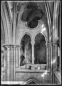 CH-NB - Lausanne, Cathédrale protestante Notre-Dame, vue partielle intérieure - Collection Max van Berchem - EAD-7311