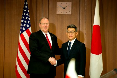 Deputy Secretary of Defense Work with Japanese Senior Vice Minister of Defense Takeda - Flickr - East Asia and Pacific Media Hub (3)
