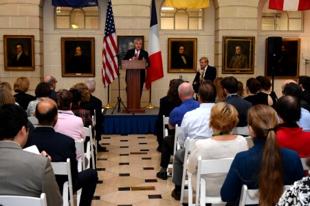 Deputy Secretary Sullivan Greets Staff at the U.S. Embassy Paris - 37746181594