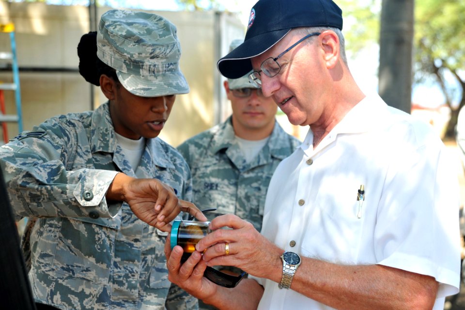 Deputy assistant secretary of the Navy (Environment) visits JBPHH 140915-N-IU636-055
