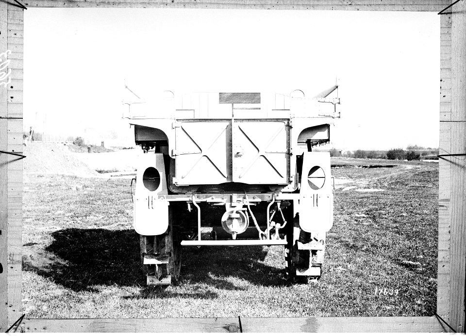 Der Daimler Lastwagen von hinten - CH-BAR - 3241603