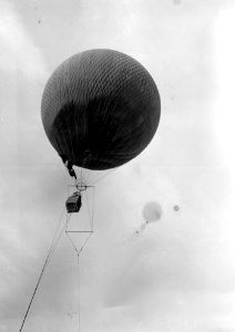 Der aufsteigende Fesselballon - CH-BAR - 3238369