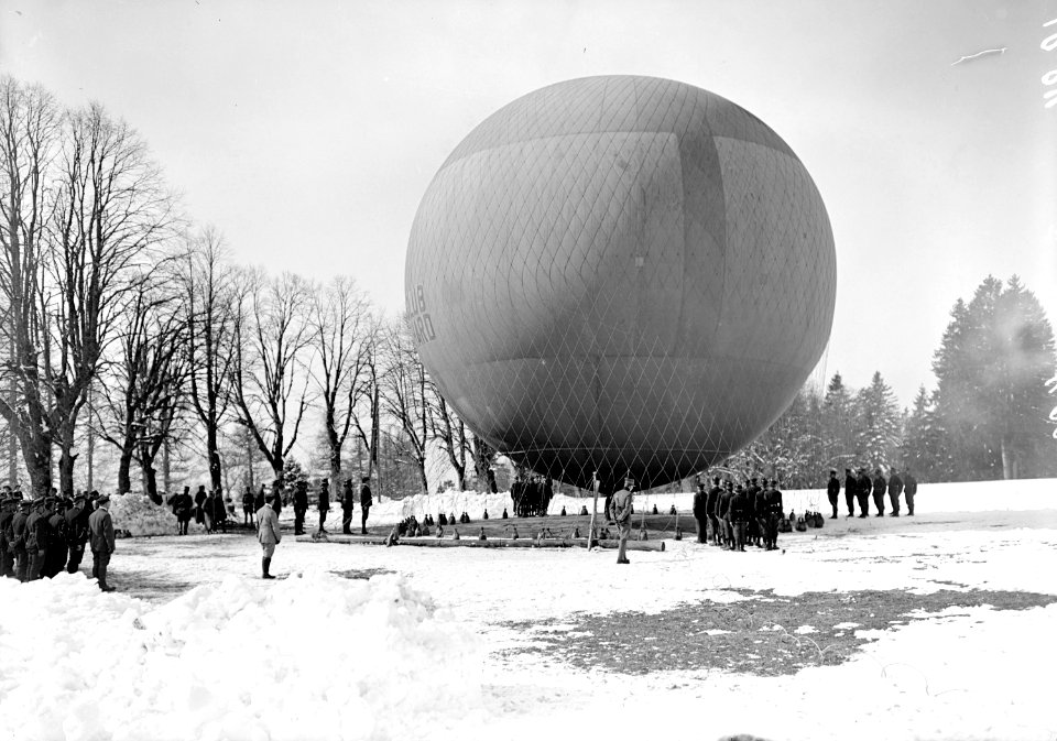 Der aufgeblasene Fesselballon - CH-BAR - 3238331