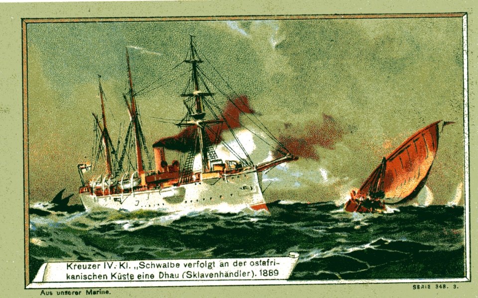 Der deutsche Kleine Kreuzer SMS Schwalbe verfolgt 1889 an der ostafrikanischen Küste eine Dhau mit Sklavenhändlern Zeitgenössische Darstellung