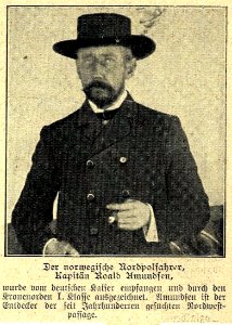 Der norwegische Nordpolfahrer Kapitän Roald Amundsen, 1907