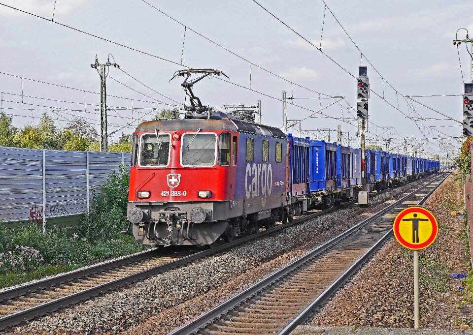 Swiss locomotive re 4-4 br421