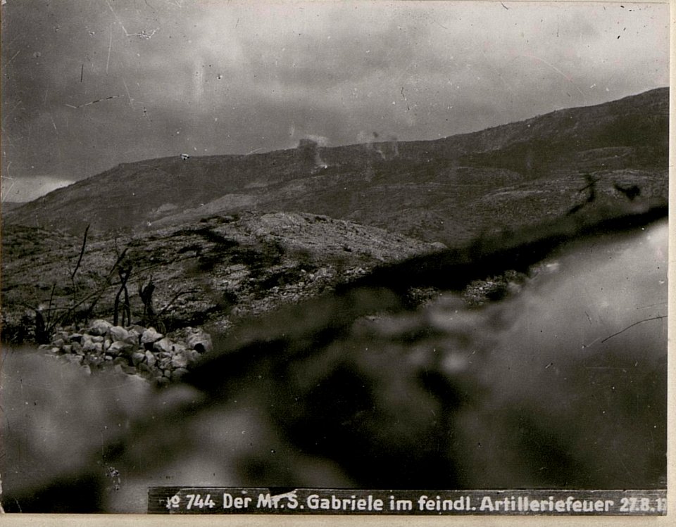 Der Monte San Gabriele im feindlichen Artilleriefeuer (BildID 15737355)