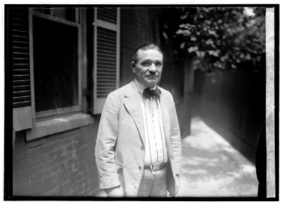 Dr. John Coustas, 6-13-22 LCCN2016846472