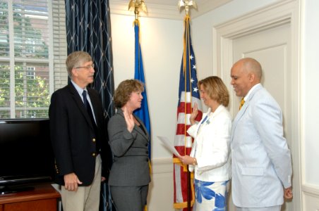 Dr. Kathy Hudson sworn in as Deputy Director for Science, Outreach and Policy with Dr. Francis Collins, Chistine Major and Dr. Raynard Kington, National Institute of Health (27829455206)