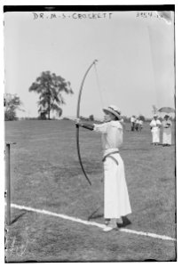 Dr. M.S. Crockett (bow & arrow) LCCN2014702517