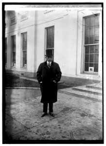 Dr. Octavio Beech, 12-26-22 LCCN2016847075