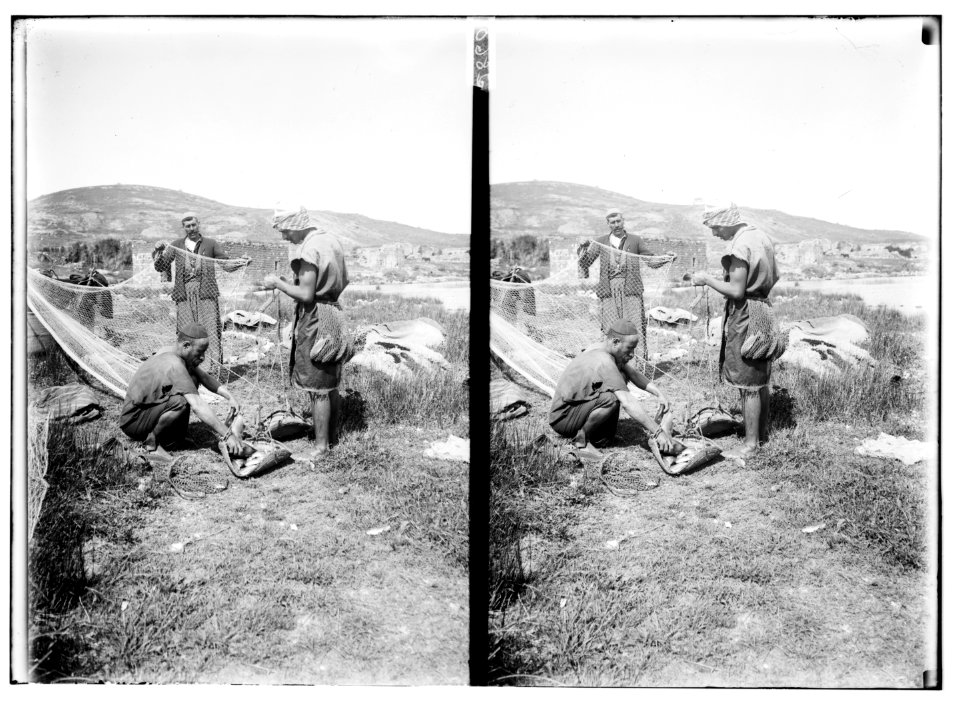 Galilee fisherman (Selling fish, Tiberias) LOC matpc.09008