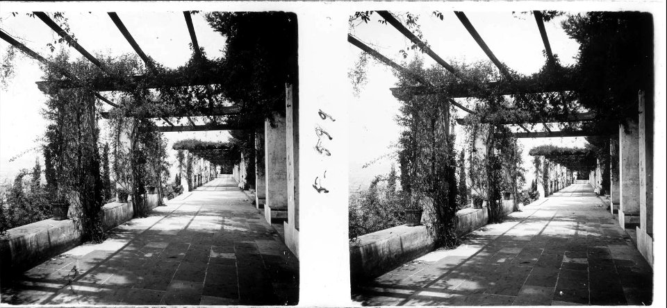Galeria de la Font del Gat a Montjuïc
