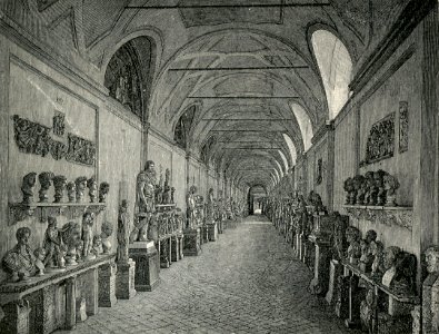 Galleria delle sculture antiche nel Museo Vaticano