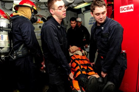 General quarters drill aboard USS Theodore Roosevelt 150807-N-FI568-036