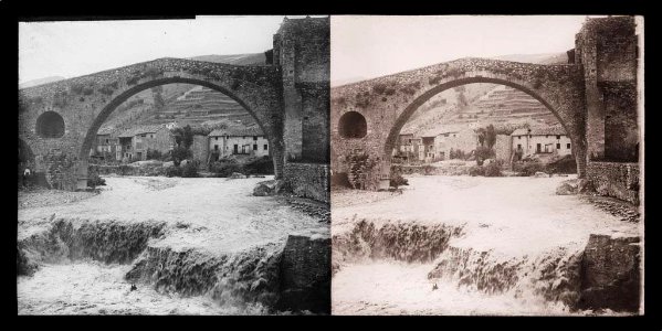 El Pont Nou de Camprodon amb el riu Ter i cases al fons