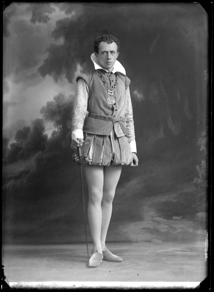 Gustaf Molander in Filip II 1912 - SMV - NM054