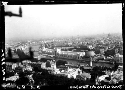 El Trocadéro i la ciutat, vista des de la Torre Eiffel