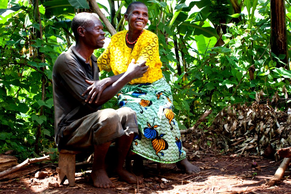 Elaine and Alexis (Rwanda FrontLines, January 2013) (8223412749)