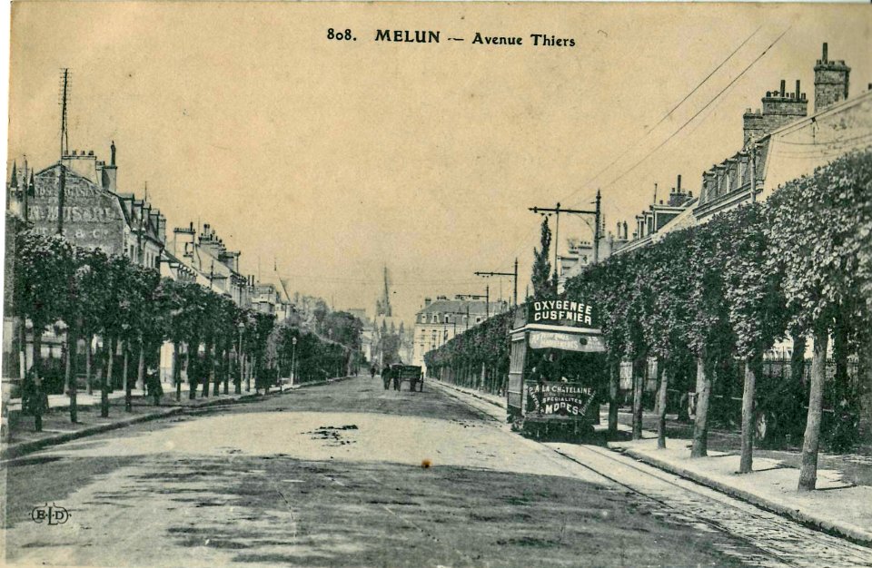 ELD 808 - MELUN - Avenue Thiers