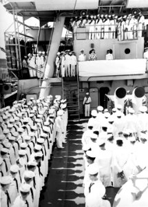 Eleanor Roosevelt addresses the crew of USS Omaha (CL-4) on 16 March 1944 (80-G-220683)