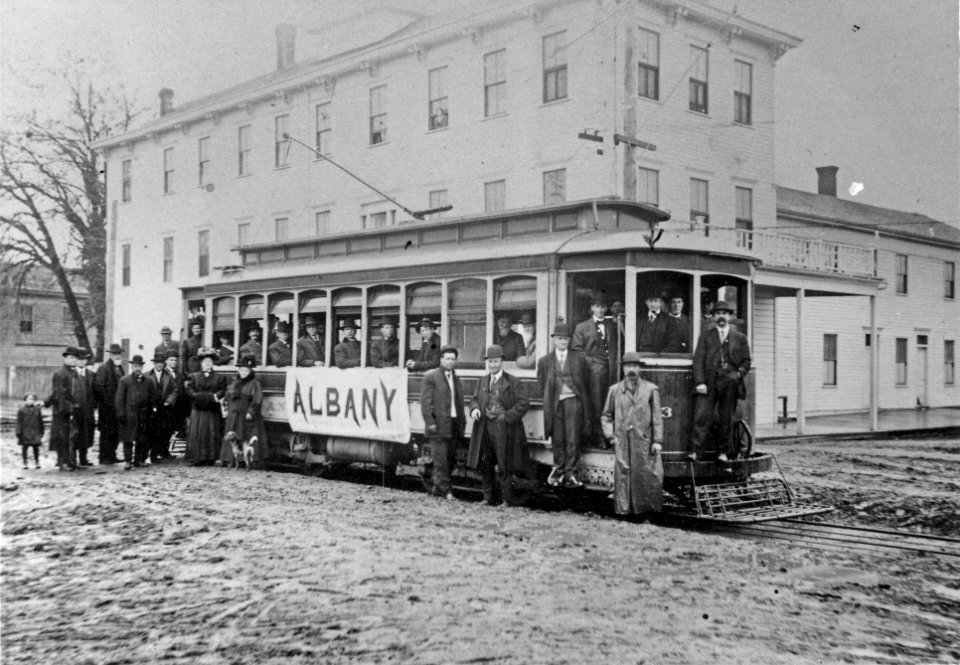 Electric Railcar of Albany (Oregon) Street Railroad