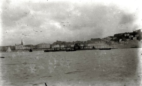 El submarino militar 'Isaac Peral' en la bahía de la Concha (1 de 3) - Fondo Car-Kutxa Fototeka