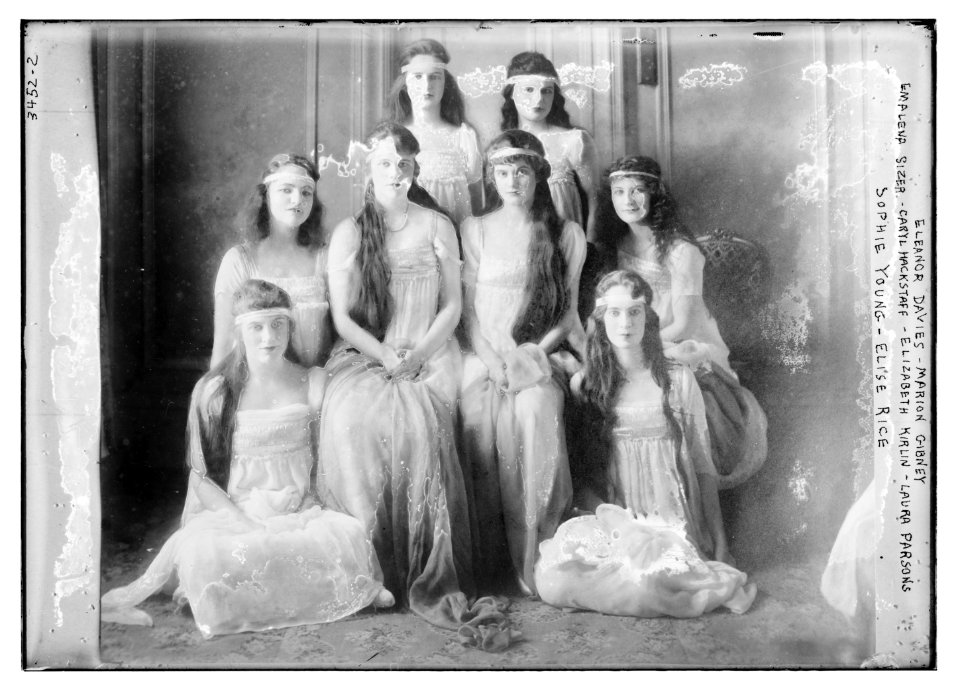 Eleanor Davies - Marion Gibney - Emalena Sizer - Caryl Hackstaff - Elizabeth Kirlin - Laura Parsons - Sophie Young, Elise Rice LCCN2014698867