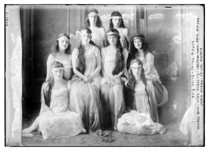 Eleanor Davies - Marion Gibney - Emalena Sizer - Caryl Hackstaff - Elizabeth Kirlin - Laura Parsons - Sophie Young, Elise Rice LCCN2014698867