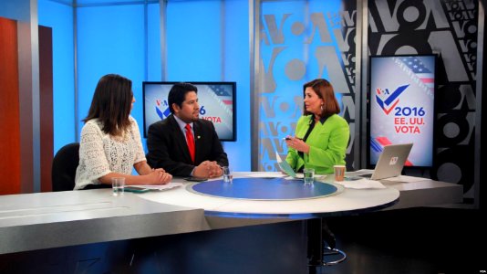 Election night 2016 VOA Spanish talks to guests in studio photo