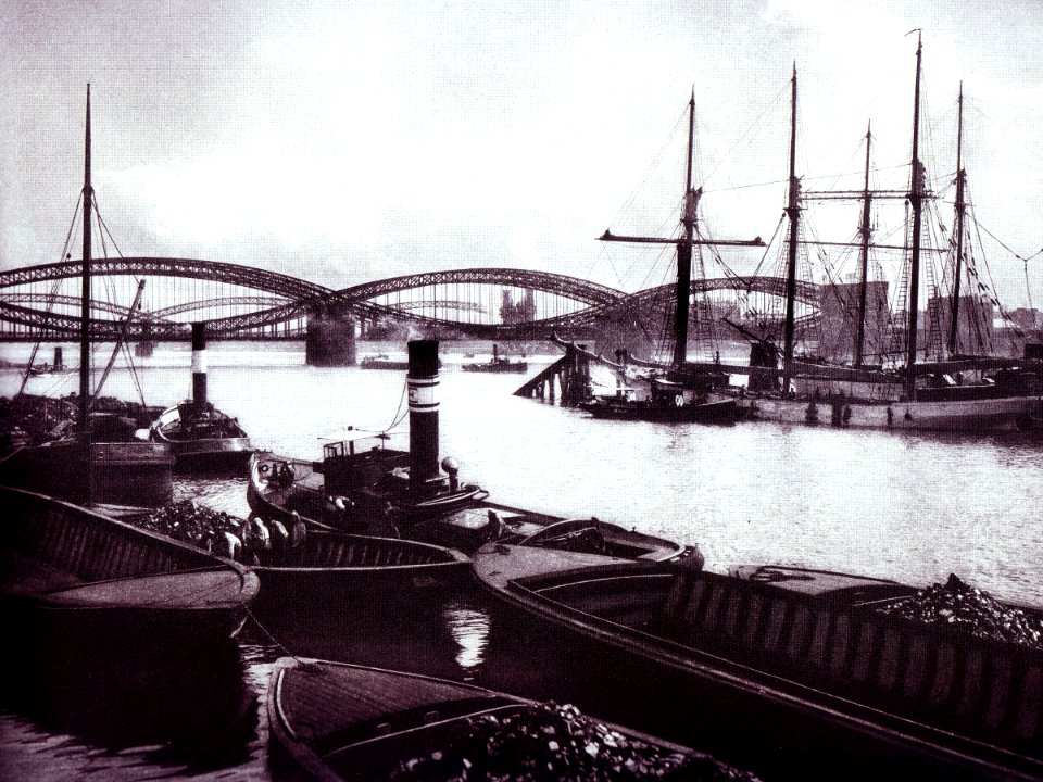 Elbbrücken vom Kirchenpauerkai Hamburg um 1900