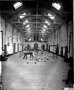 ErfgoedLeiden LEI001015556 Gymnastiekzaal van de Gymnastiekschool aan de Pieterskerkgracht in Leiden
