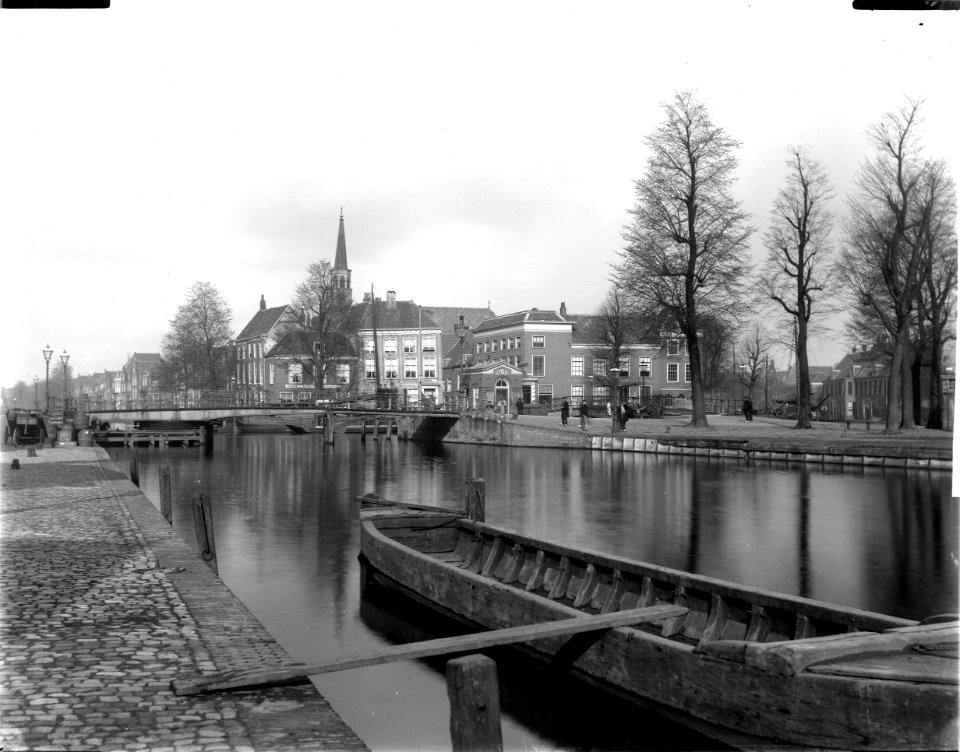 ErfgoedLeiden LEI001016319 Gezicht op de Haven