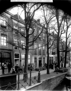 ErfgoedLeiden LEI001016488 Nieuwe Rijn 64-64a
