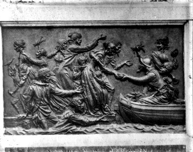 ErfgoedLeiden LEI001015613 Bronzen reliëf van het standbeeld van P.A.van der Werf in het Van der Werfpark in Leiden
