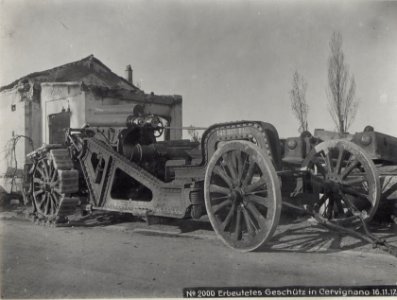 Erbeutetes Geschütz in Cervignano 16.11.17. (BildID 15610828)