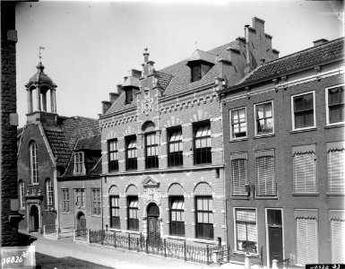 ErfgoedLeiden LEI001016935 Breestraat met de Waalse Kerk